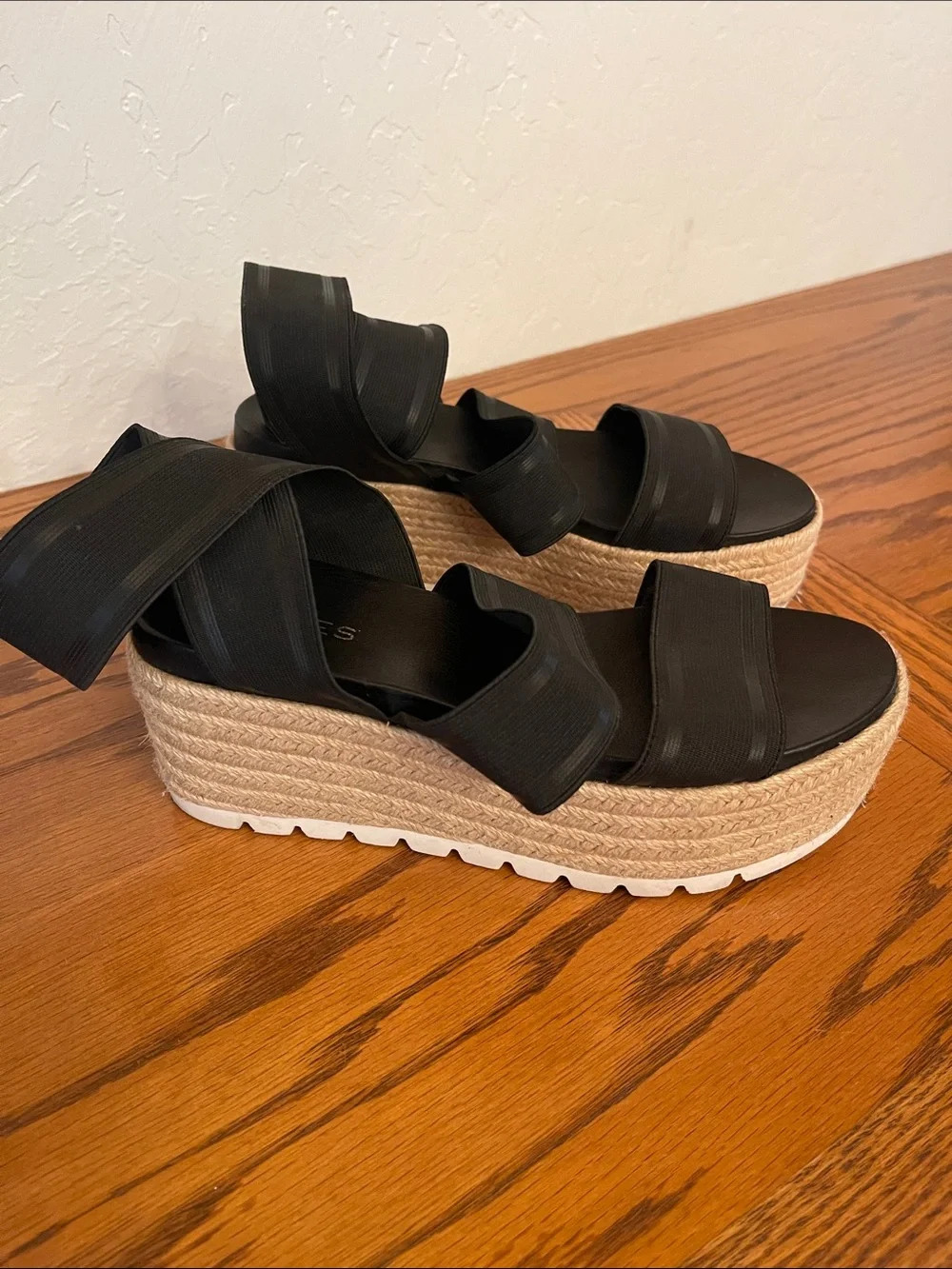 Black Platform Espadrille Sandals with Elastic Straps size 7